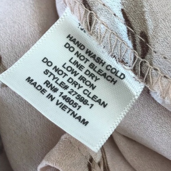 Monteau Los Angeles Floral Cold Shoulder Blouse - Picture 8 of 11